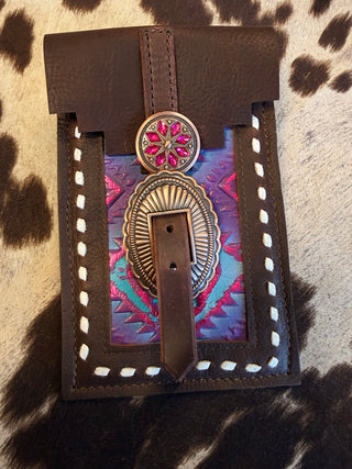 Back cinch saddle cell phone holder