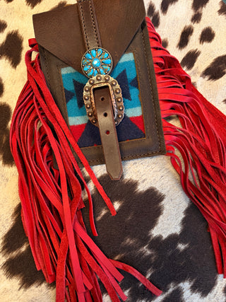 Back cinch saddle cell phone holder