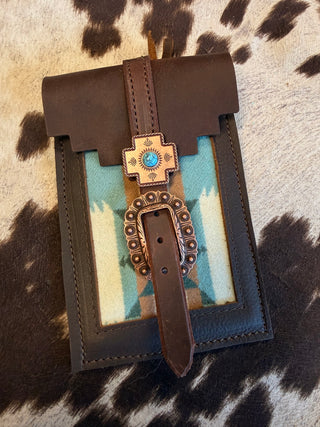 Back cinch saddle cell phone holder