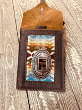 Load image into Gallery viewer, Back cinch saddle cell phone holder
