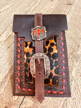 Load image into Gallery viewer, Back cinch saddle cell phone holder
